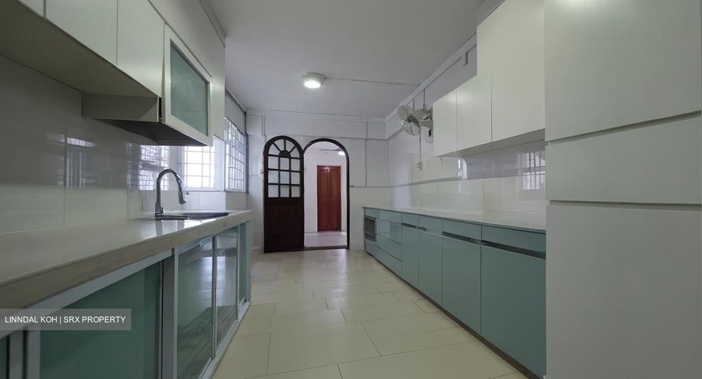 Blk 245 Tampines Street 21 (Tampines), HDB Executive #507939471